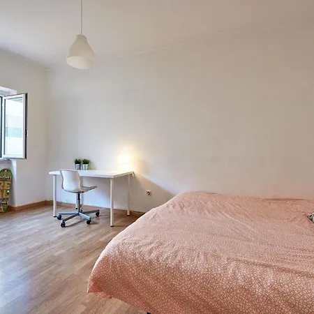 Apartment 2 Bedroom In Alameda Lisbon