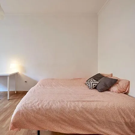 Apartment 2 Bedroom In Alameda Lisbon